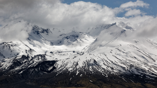 The U.S. May Finally Get an Early Warning System For Volcanoes<em></em>